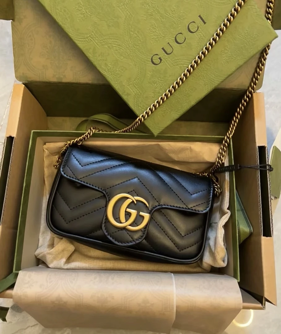 95新 GUCCI/古驰 marmont mini黑金 斜挎包/无公价/优品