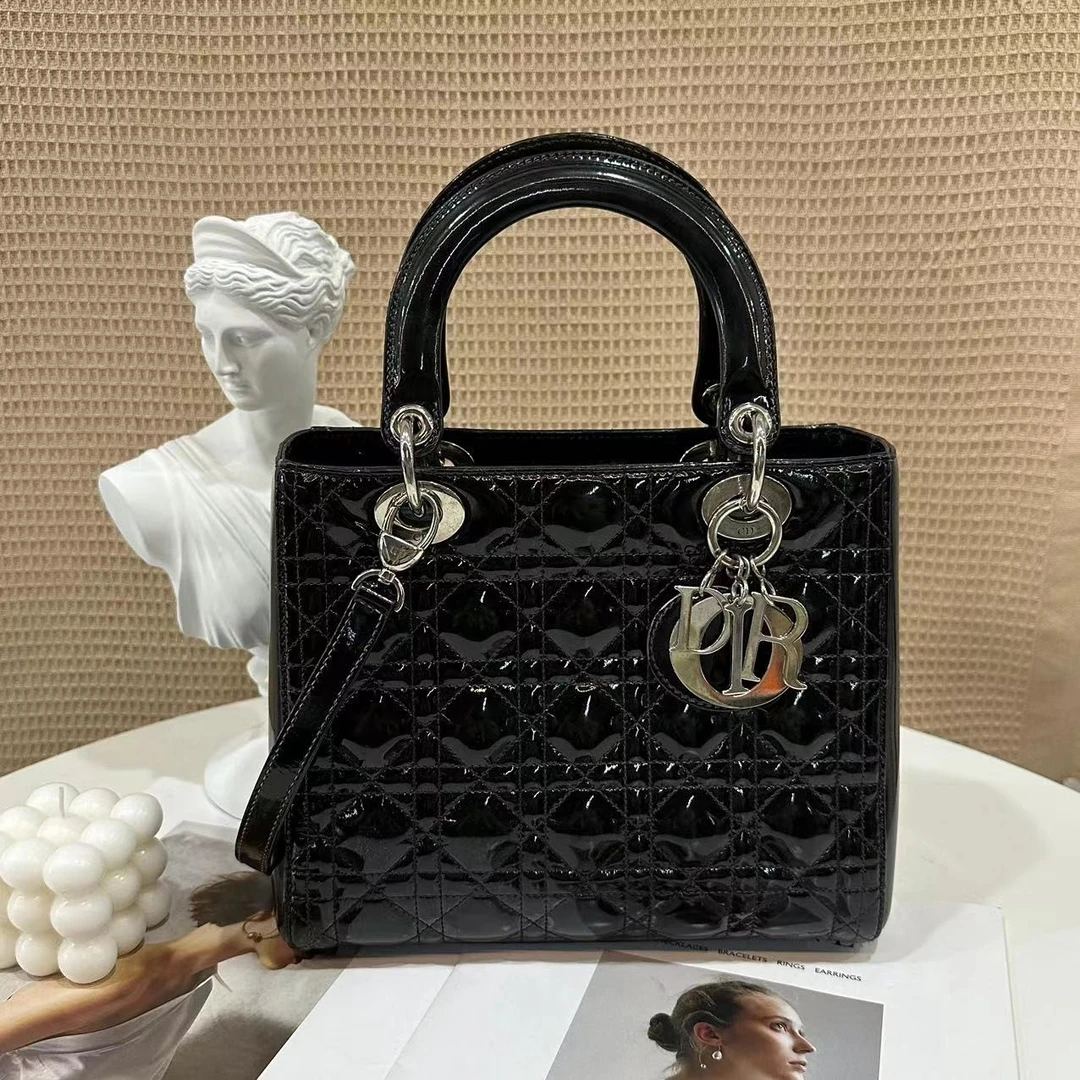95新 Dior/迪奥 戴妃五格漆皮黑银 改色/无公价/严选经典菱格黑色