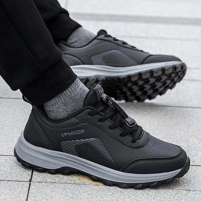 正品老人鞋男秋冬季防水皮面运动爸爸鞋中老年轻便舒适健步旅游鞋