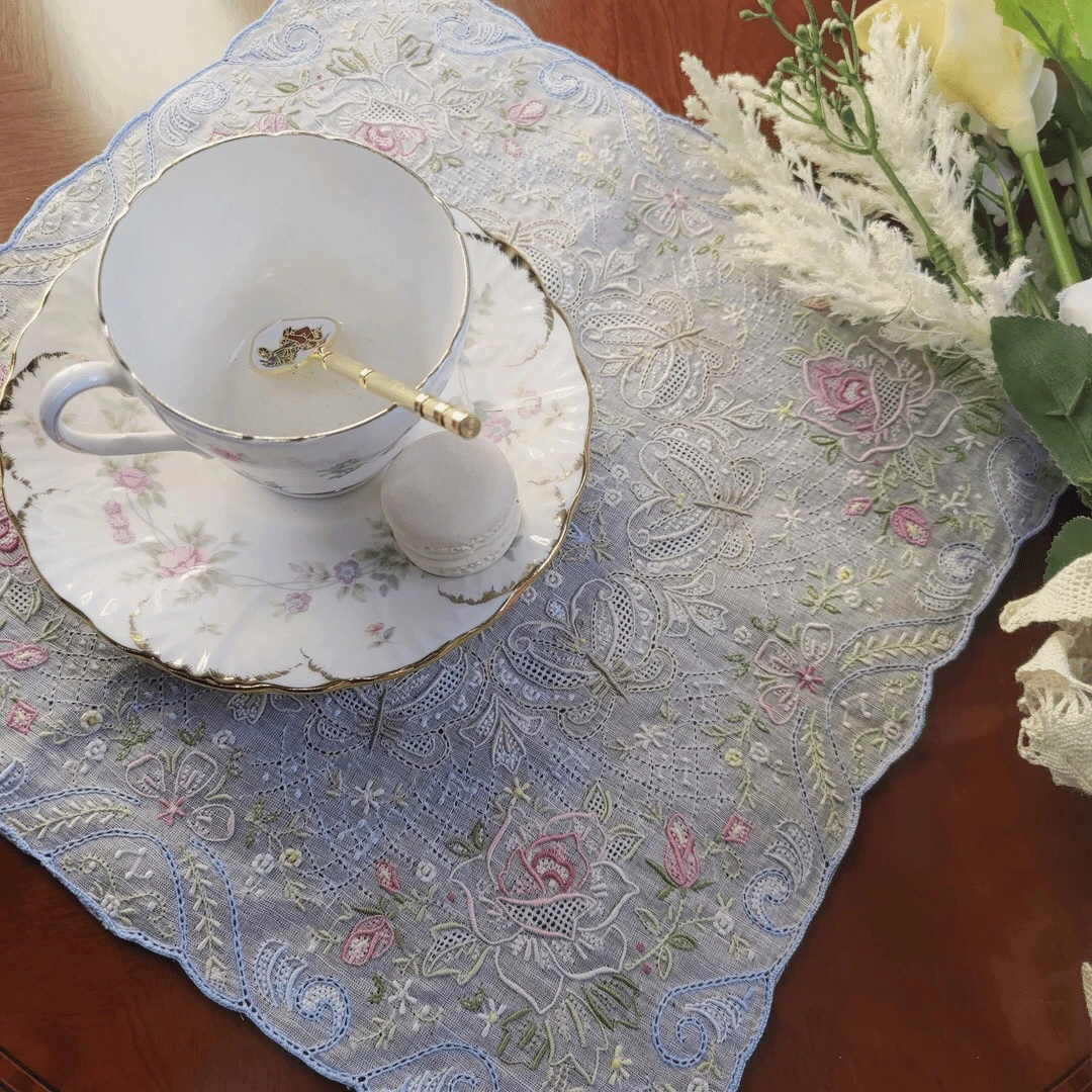 O131-3 麻丝潮绣满工手帕粉牡丹30cm