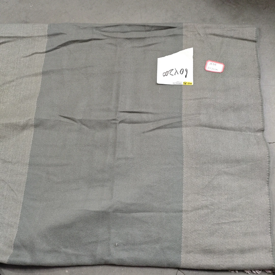 孤905 灰色方格子围巾 60*200cm