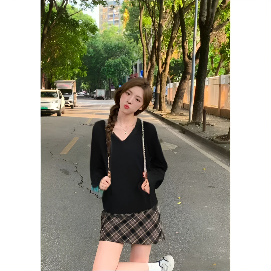 福利--薄款慵懒风宽松针织衫秋冬v领纯色打底舒适显瘦长袖上衣女