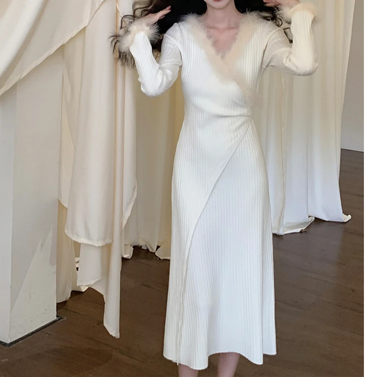 毛毛领拼接针织连衣裙女秋冬法式复古小众显瘦中长裙子名媛连衣裙