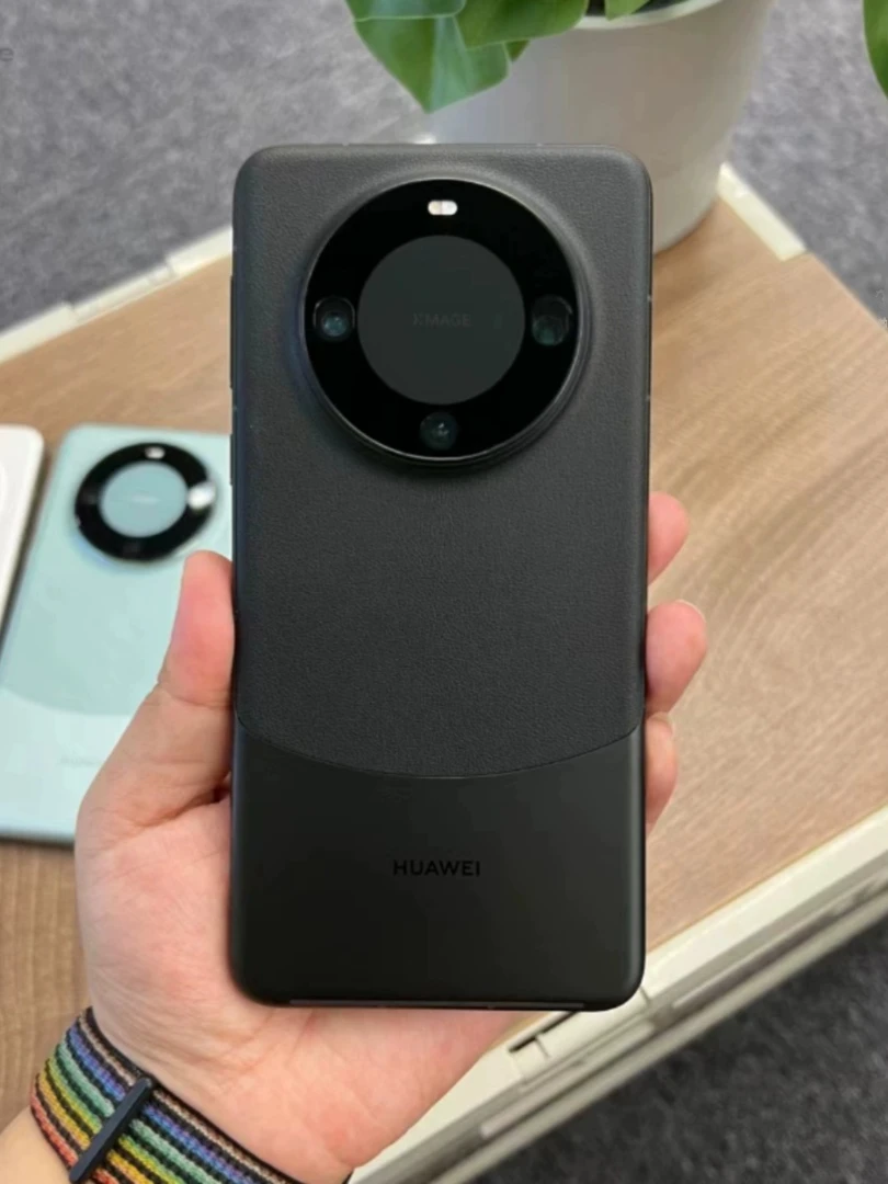 99新 Huawei/华为 Mate60Pro旗舰 卫星通信 鸿蒙麒麟芯片 羽二手