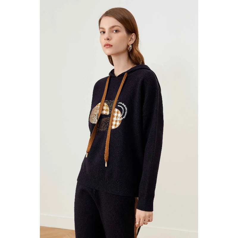 音儿秋冬新款时尚印花连帽毛织衫8C61506296