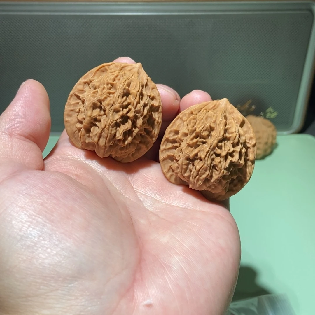 文玩核桃吊坠全品40盘龙纹