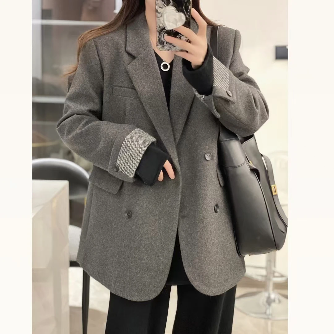 君君冬款来咯 毛呢西装羽绒服外套 重工时尚宽松韩版外套