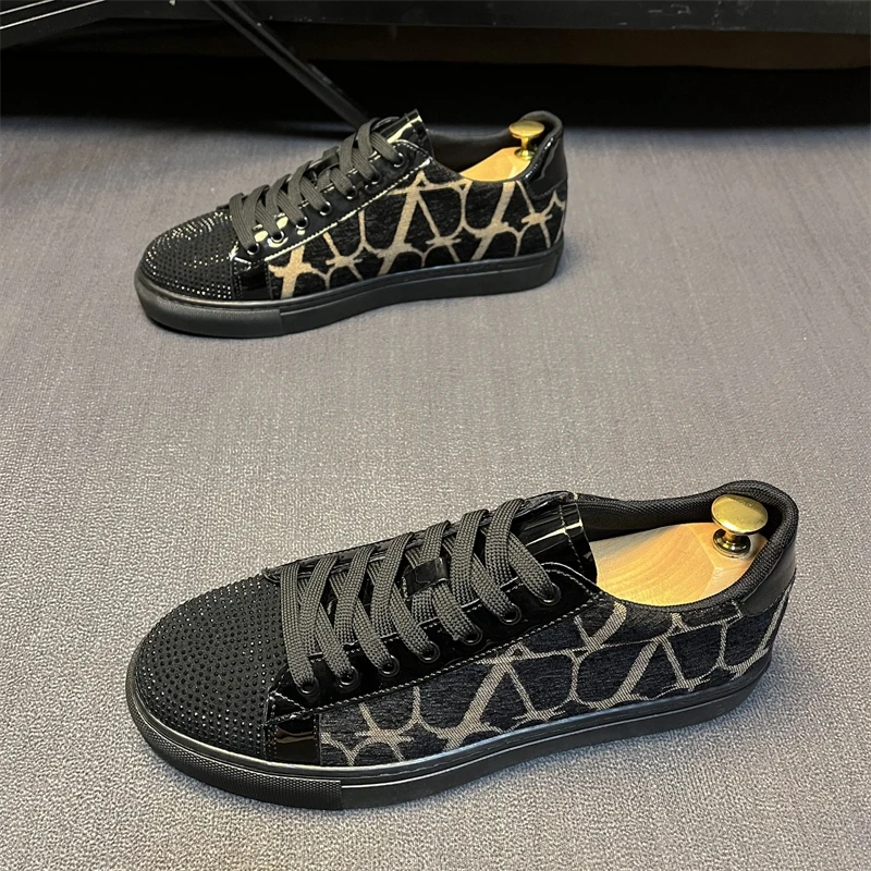 2024秋季新款加绒保暖男鞋潮流男士春季时尚休闲百搭低帮黑色潮鞋