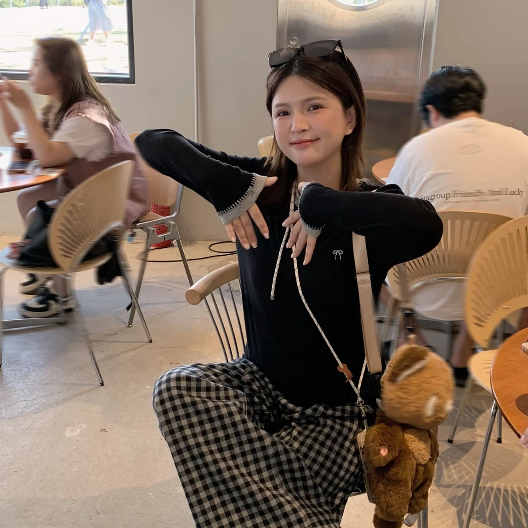 漫姐的店【编织蝴蝶】24圆领磨毛弹力蝴蝶结图案简约假两件长袖T恤