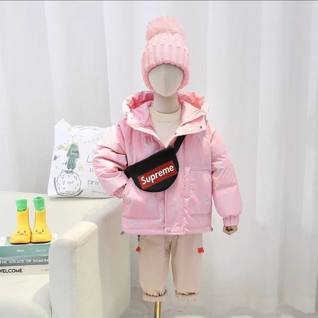 新款儿童羽绒服男女童卡通中长款免洗连帽白鸭绒三防印花反季