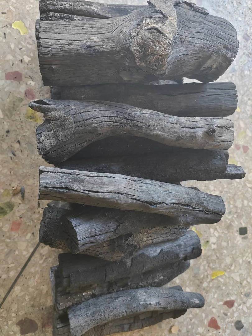 十斤广西发货正宗荔枝限量碳木炭烧烤炭取暖烤火引火燃烧易燃点燃