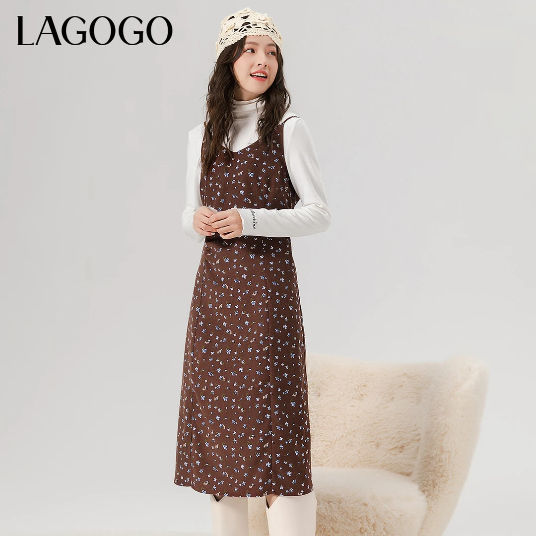 Lagogo拉谷谷冬季新款复古V领碎花灯芯绒吊带连衣裙女