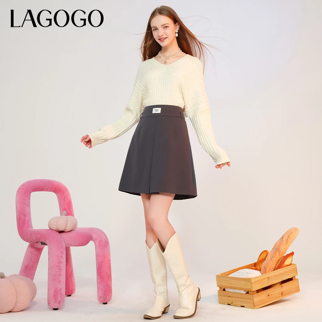 lagogo新款慵懒落肩花型针亮丝针织衫女MCMM43XA32