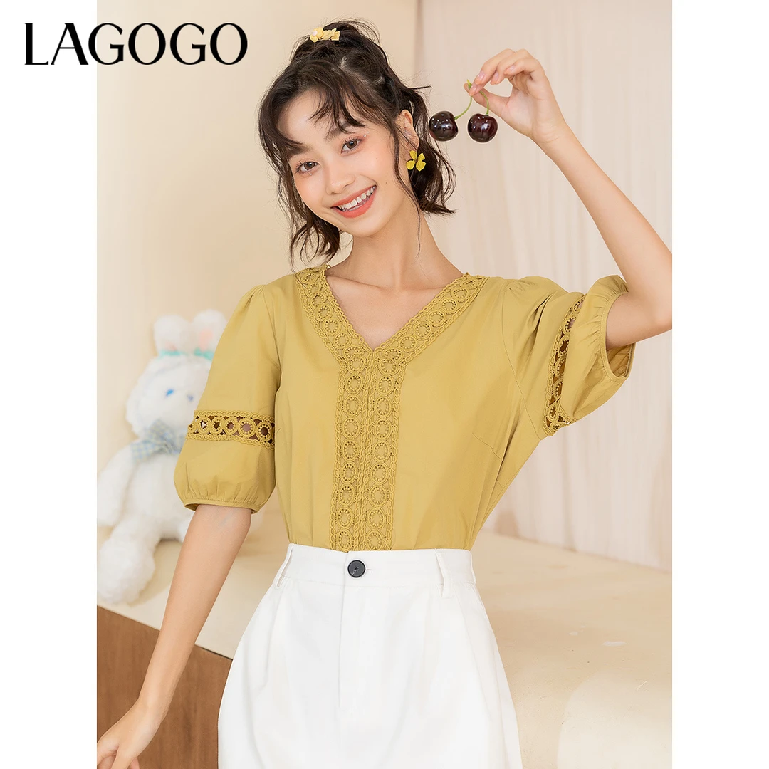 Lagogo新款拼接设计镂空精致泡泡袖衬衫女MASS335A26