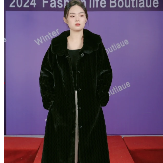 0109时尚皮毛一体冬季显瘦休闲高端气质百搭女士外套大衣中长款