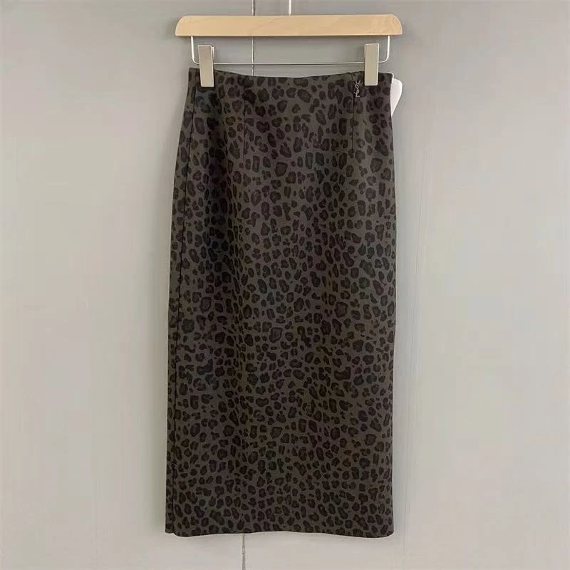 315中长款修身时尚豹纹后开叉a版半身裙女24秋冬新款