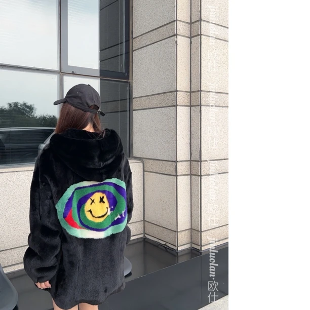 INLUOLAN-欧仕"快乐星球"设计师冬季款冬季貂皮上衣-1726笑脸