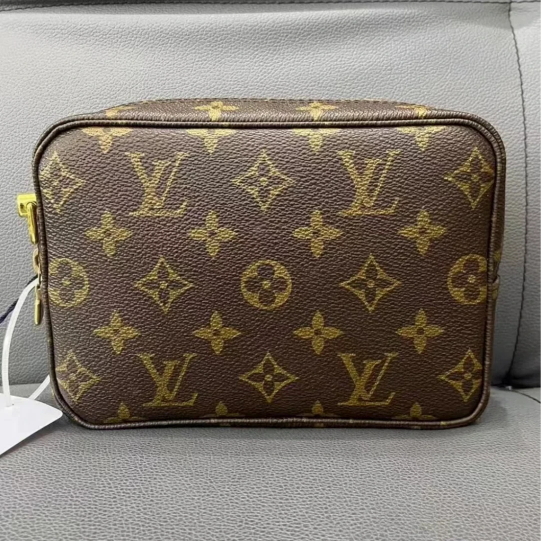 99新 LouisVuitton/路易威登 文文尚/洗漱18/盒子包