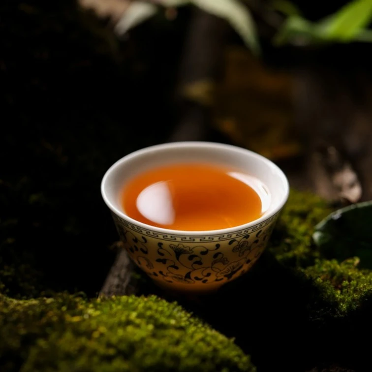 【尊】】孤品-1饼90年代销法小熟饼8克/饼（熟)