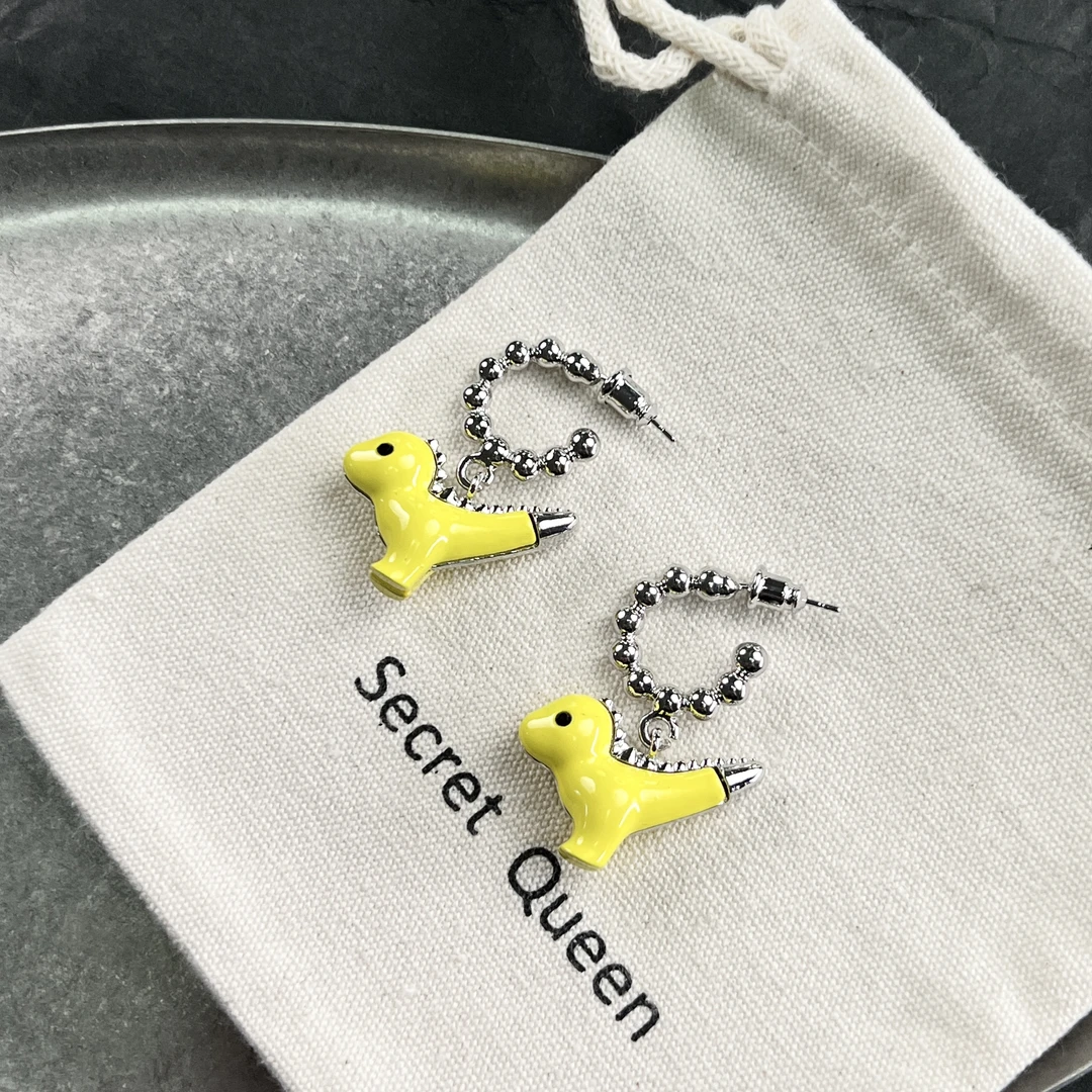 铜合金耳饰 小众设计画油明黄小恐龙耳环F059