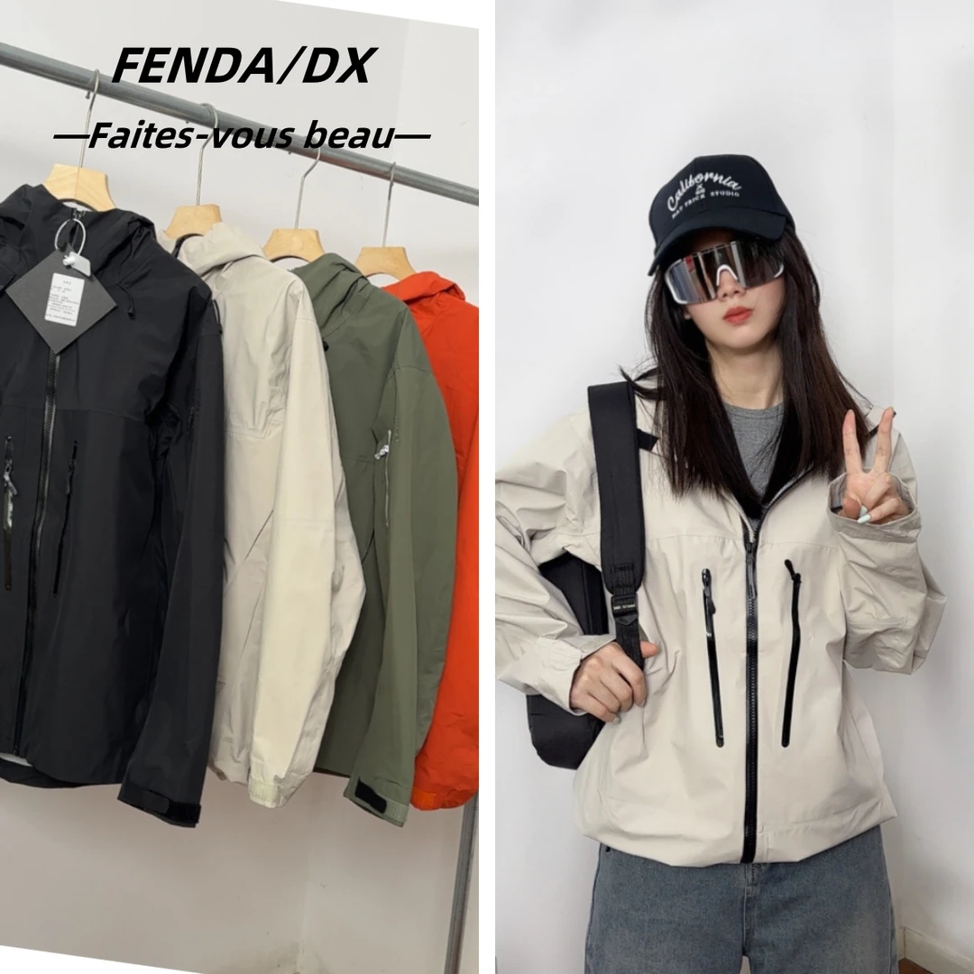 RED 专属户外运动轻量全防风防水徒步户外男女硬壳 LT冲锋衣2