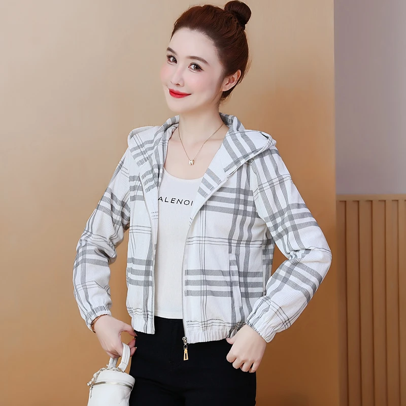 短外套2025春季新款连帽休闲风夹克小个子韩版潮流减龄显高短外套