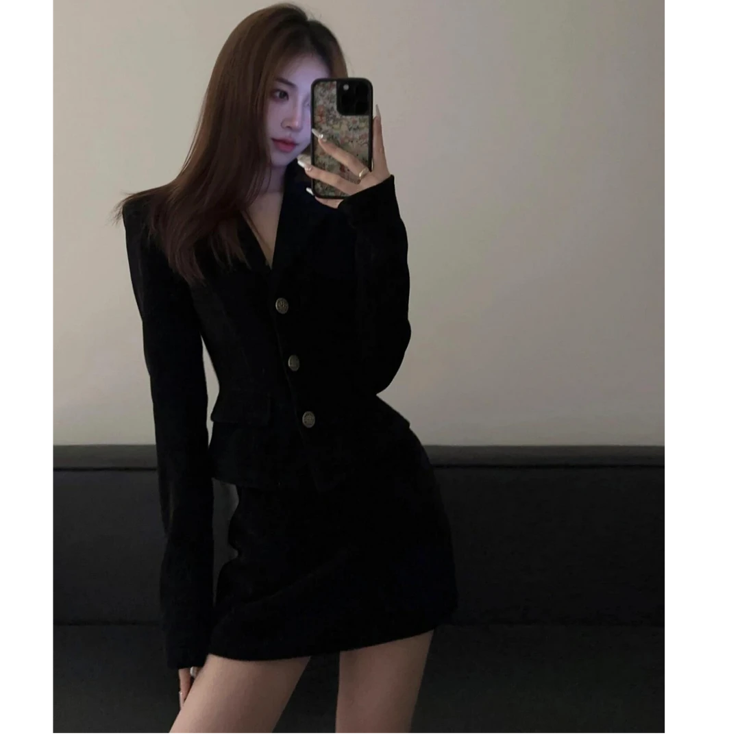 小香风套装女秋冬季时尚高级感西装外套上衣女气质减龄低腰半身裙