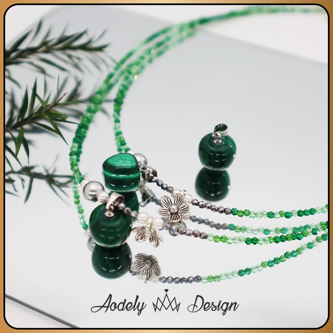 【圣诞平安果】孔雀石吊坠项链颈链X-304多样性发货一条