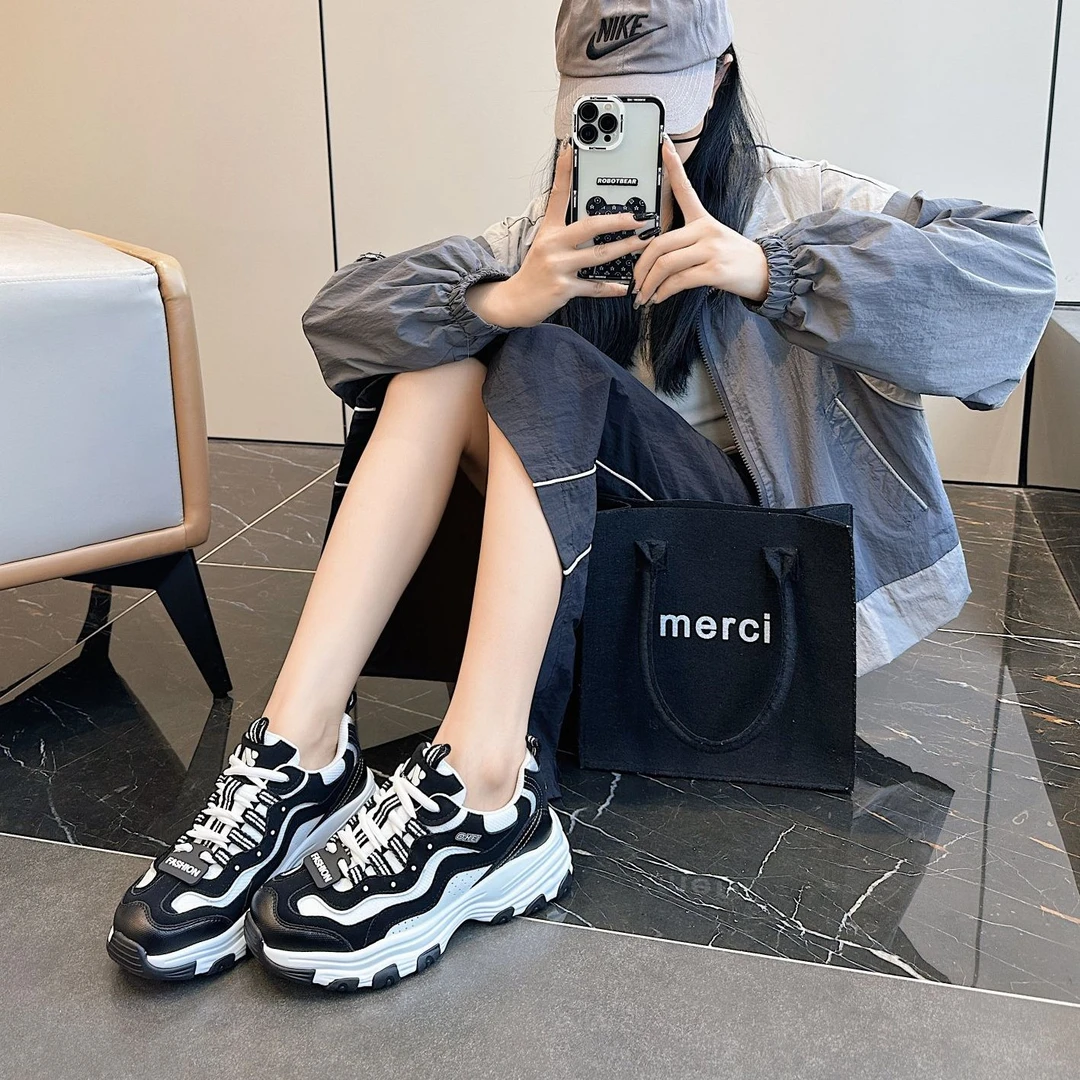 杜米亚时尚百搭休闲鞋D8261127