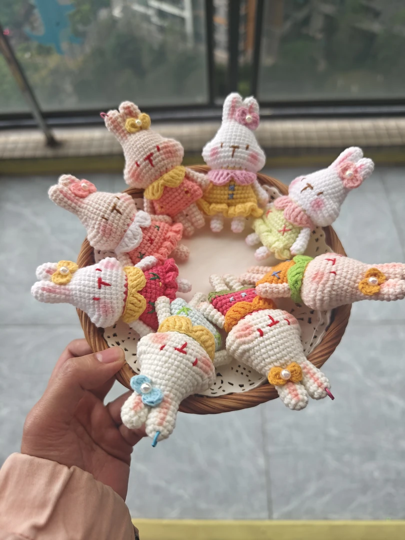 成品 花衣兔挂件 毛线手工编织