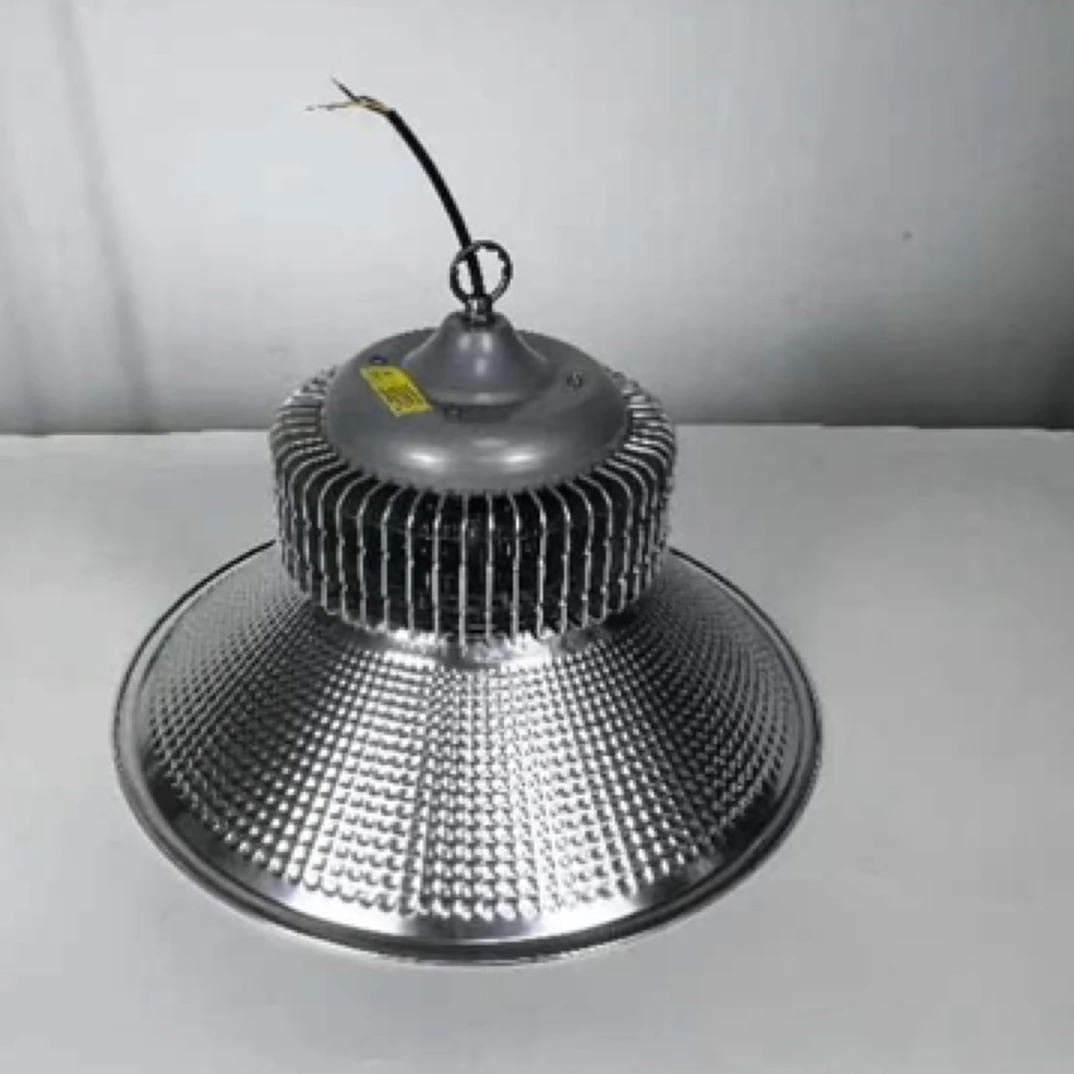 棚鲜牌大棚植物补光灯led150W大功率厂房大棚蔬菜花卉补光