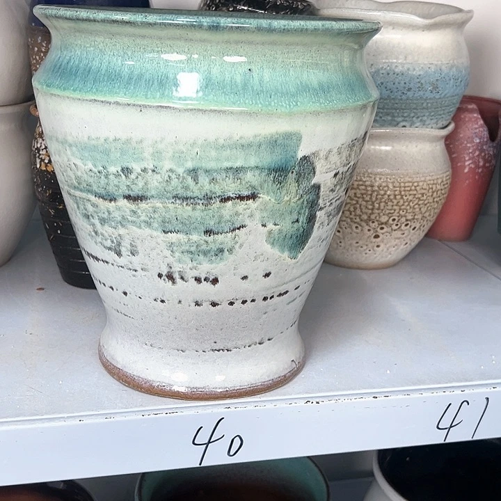 红陶口25高29。。。。。