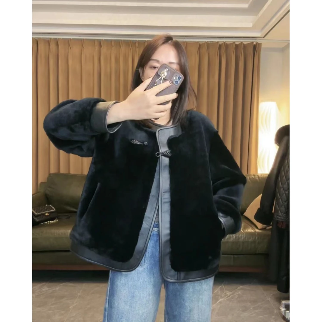 D家品牌皮草皮衣随机一件