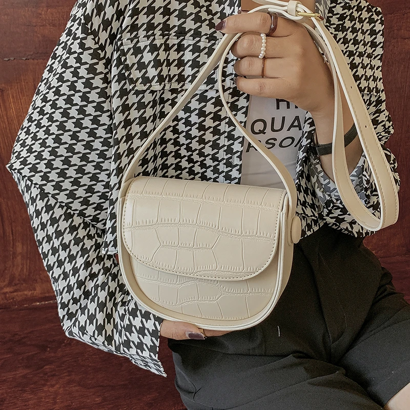 韩版马鞍包包女2025新款ins百搭单肩斜挎包小众网红方包网红爆款