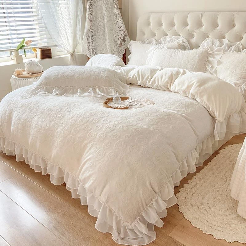 北欧仙女牛奶绒保暖四件套公主风蕾丝被套双面珊瑚绒白色床单冬季
