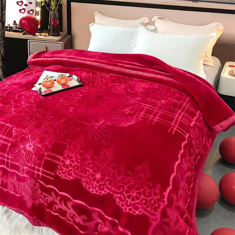 高档素色压花拉舍尔毛毯双层盖毯冬季加厚保暖结婚庆大红陪嫁毯子