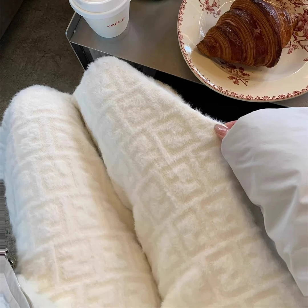 加厚糯米裤水貂绒字母针织阔腿裤女秋冬高腰垂感拖地休闲直筒棉裤