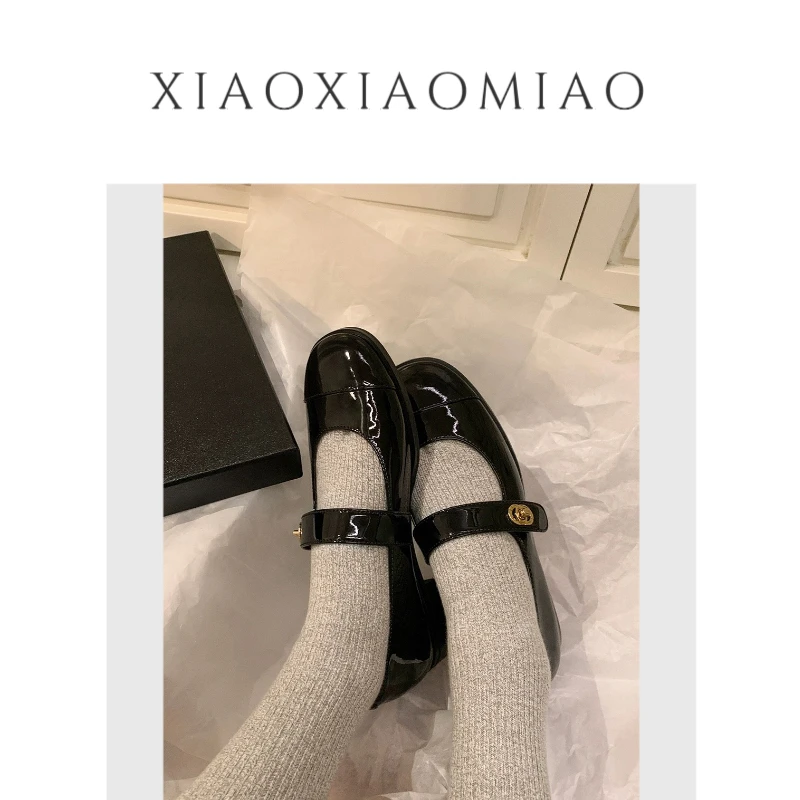 【年中回馈】断码现货～小香风扣带真皮粗跟玛丽珍鞋女单鞋