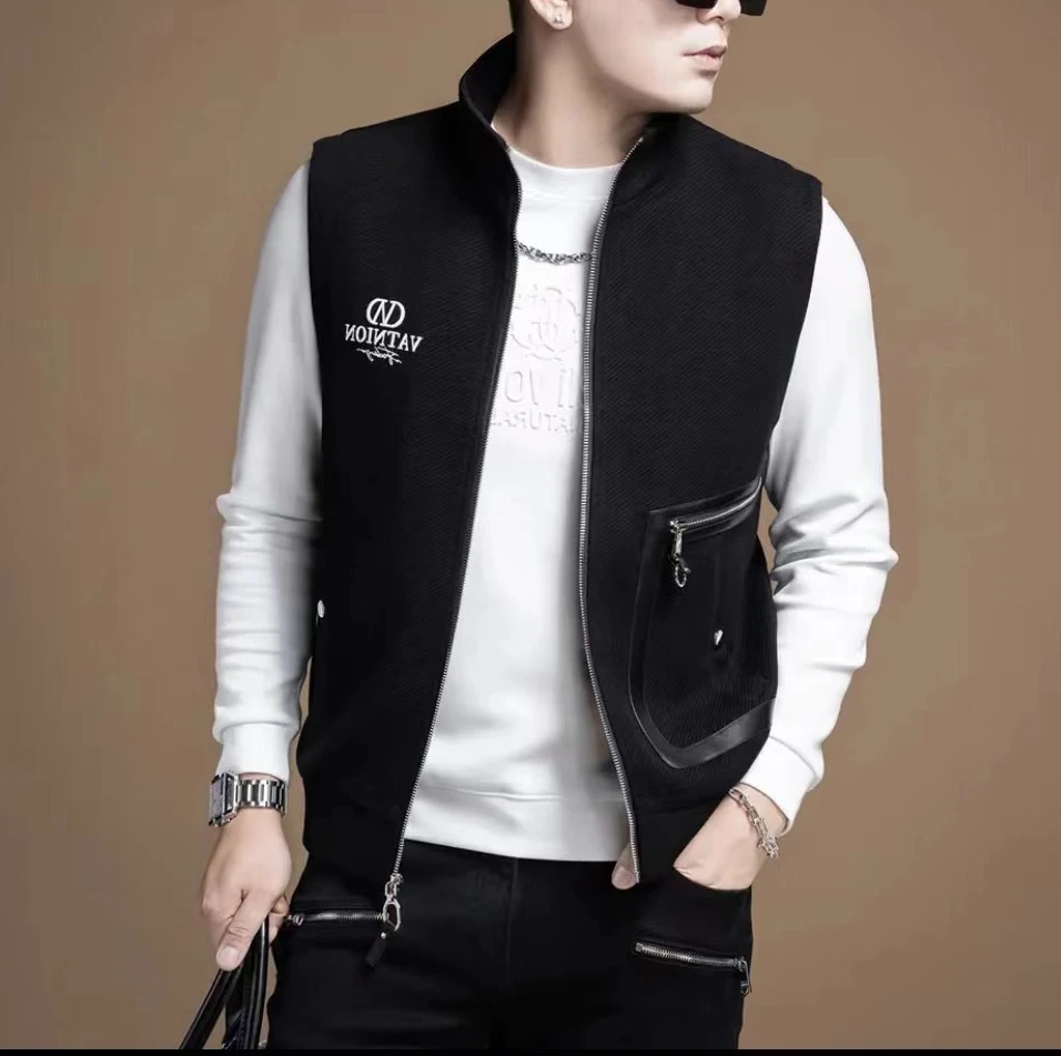 热搜-轻奢2025高品质欧货男士拉链无袖马甲字母刺绣个性百搭外套