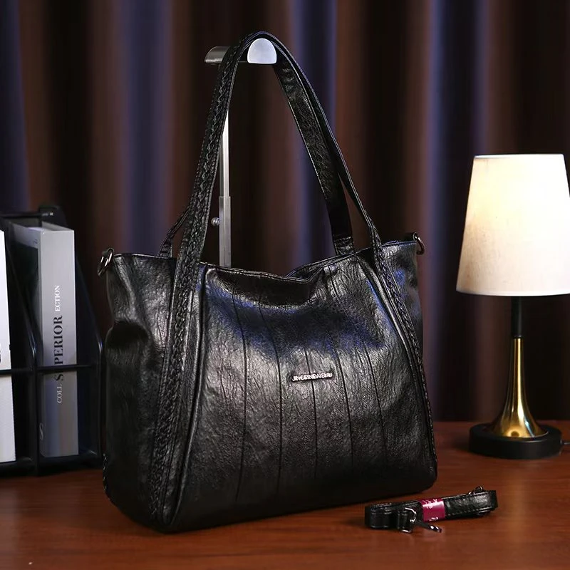 新（长42高29厚15）2024新款时尚休闲单肩斜挎大托特包包23黑色