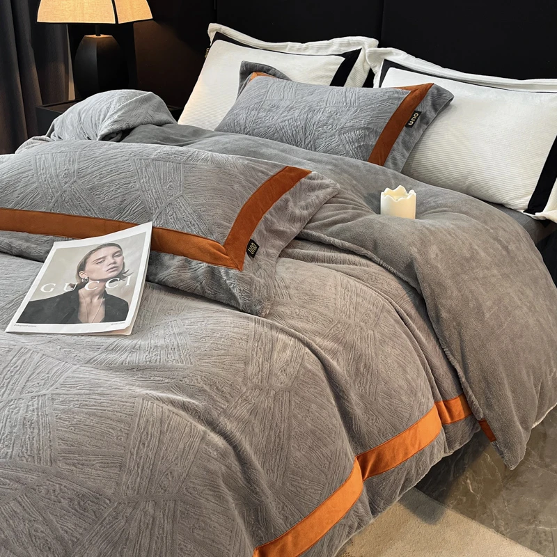 冬季新款加厚彩雕绒立体烂花牛奶绒四件套轻奢高级感加绒双面绒暖