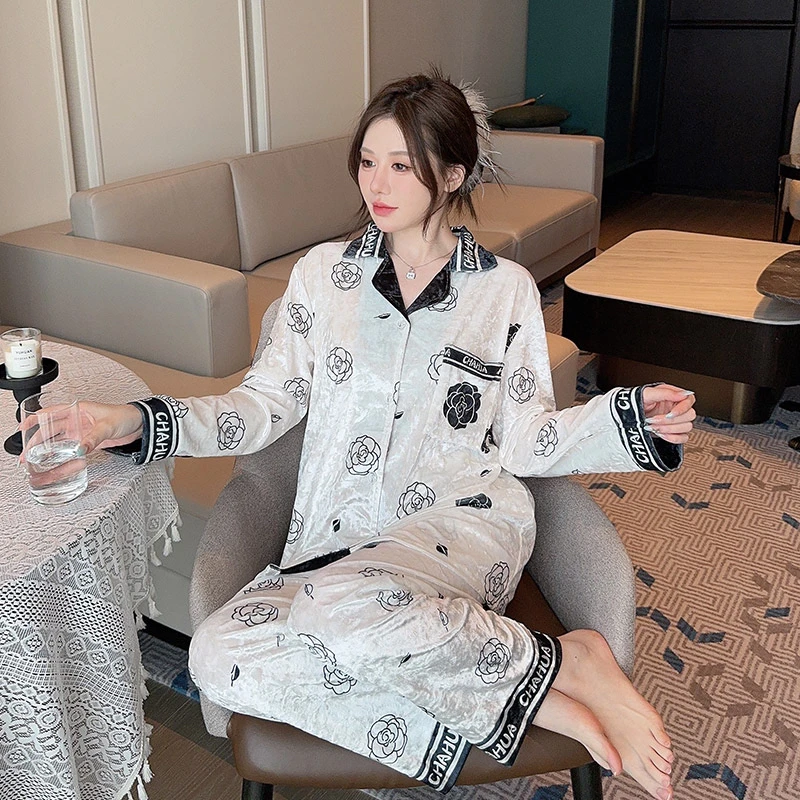 睡衣女金丝绒粉色减龄高级感2024新款印花宽松休闲in可外穿家居服