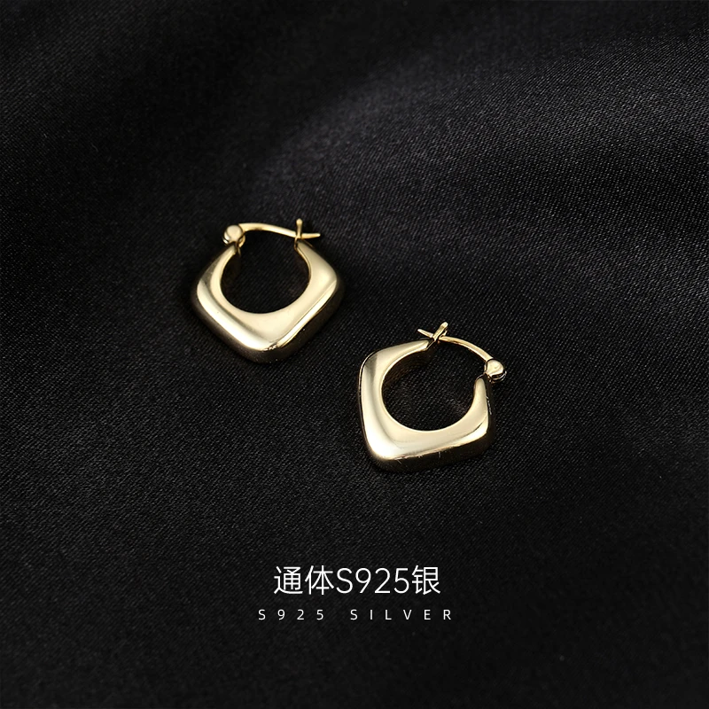 金美澳 925银耳饰 银耳环小众气质耳扣高级感网红耳钉2025新款潮