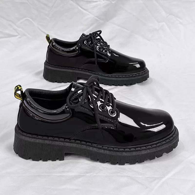 男鞋2025新款夏季防水防滑厨房工作鞋黑色英伦百搭男士休闲皮鞋潮