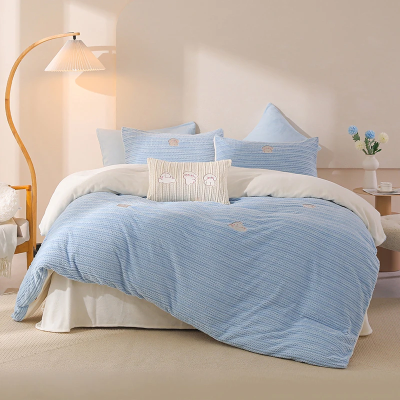 【九哥九嫂专属】梦洁 雕花暖绒刺绣套件：活力兔兔 桃桃星球