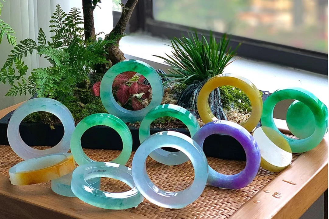 家杰翡翠手镯专用链接