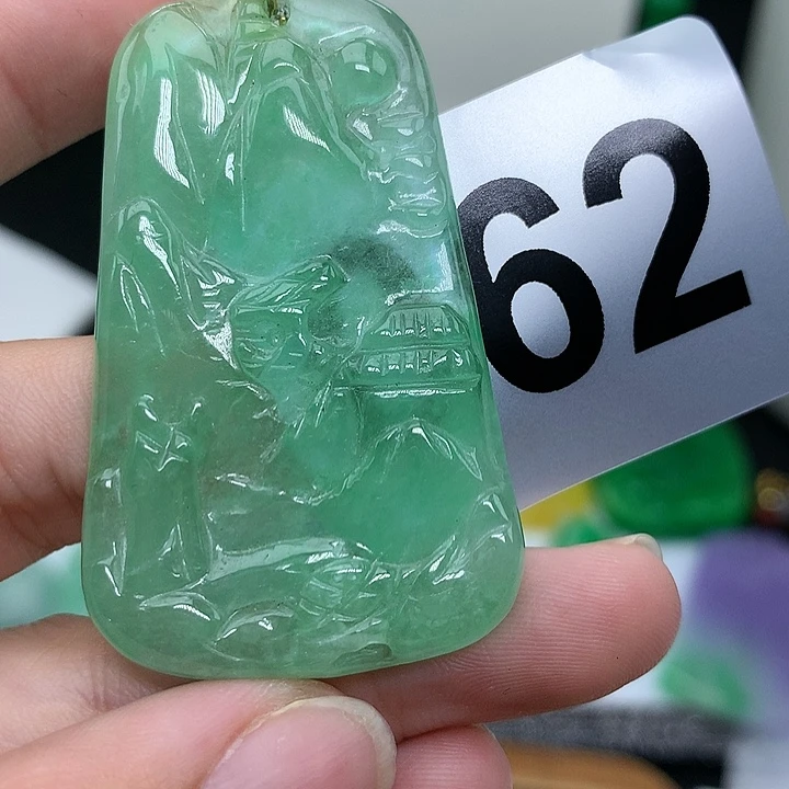 石英质玉颈饰未镶嵌