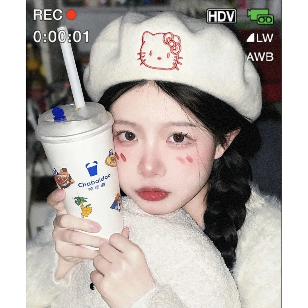 hello凯蒂猫贝雷帽kitty画家帽显脸小羊毛呢百搭学生休闲省钱风