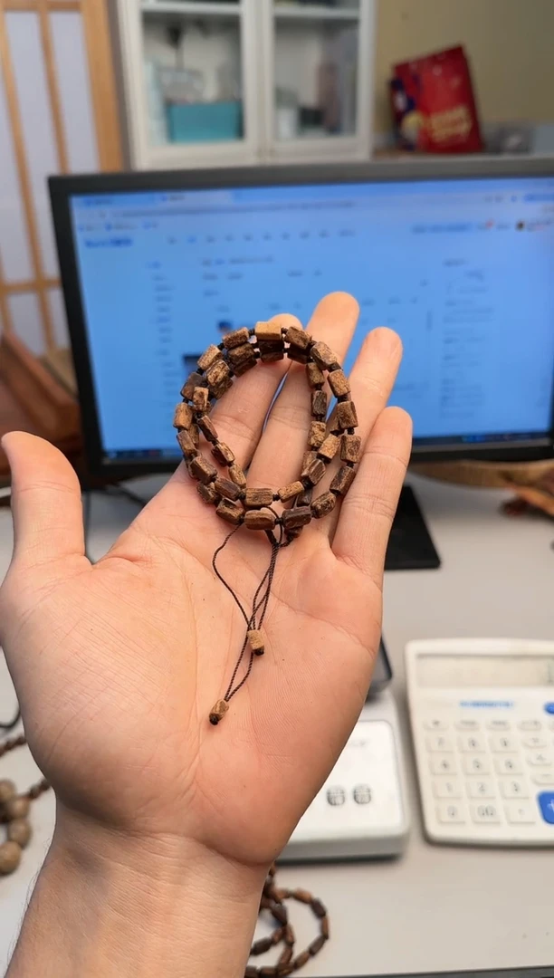 【闪购商品】沉香手串富森红土手串6
