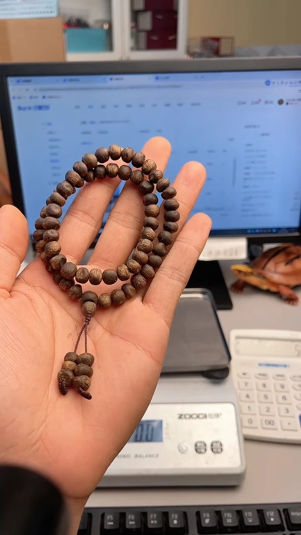 【闪购商品】沉香手串海南老树虫漏沉香16克